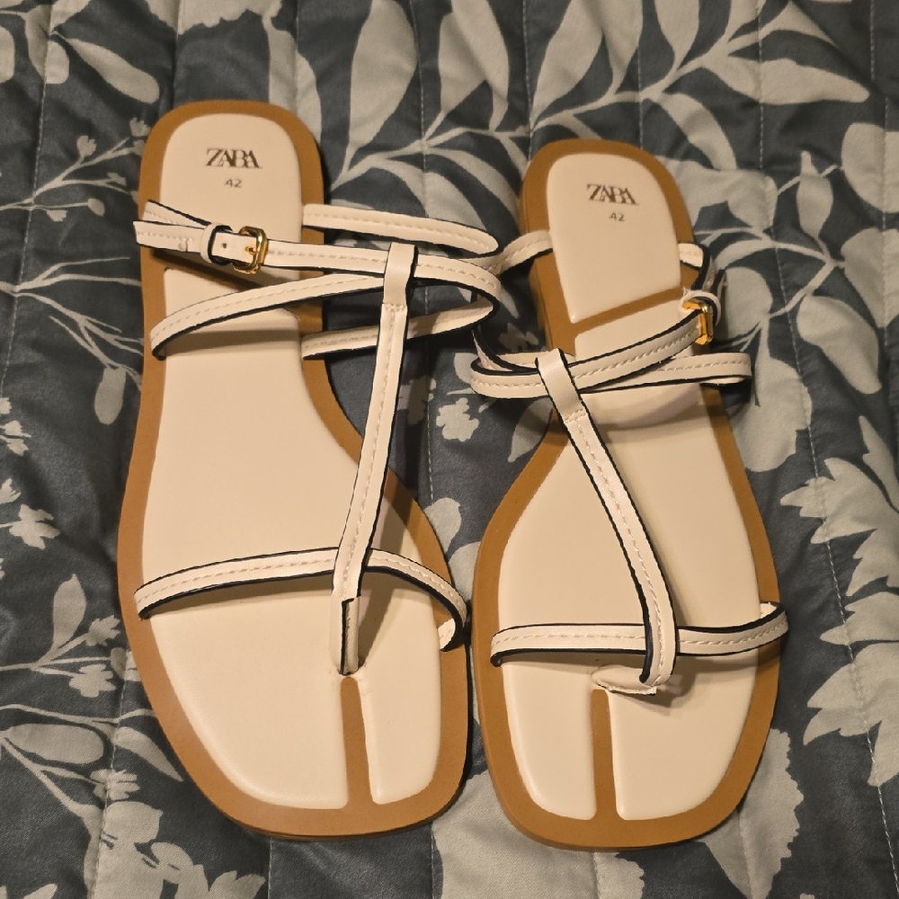 Zara White and Tan Minimalist Sandals #2